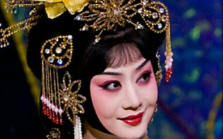 李胜素唱的望江亭独守空，李胜素唱的望江亭独守空康万生